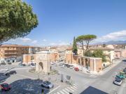 5 locali in affitto