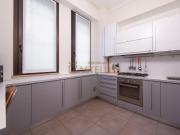 5 Locali Via Cusani 4.700€