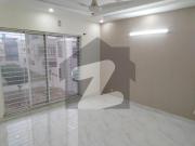 5 marla beautiful house very super hot location for rent... 5 marla beautiful house very super hot location for rent...