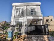 5 Marla Beautiful Modern Design Solid Constructed Villa...