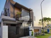 5 Marla Brand New 4 Bedroom Eye Catching Ultra Modern...