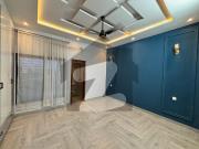 5 Marla Brand New House For Sale EE Block Near Park Citi...