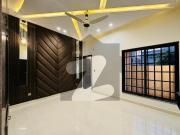 5 Marla Brand New Luxurious House For Sale in Bahria...