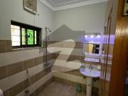 5 Marla Brand New Luxurious House Is Available For Sale...
