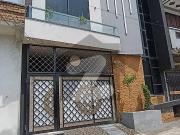 5 Marla Designer Brand New VIP Living Standard House