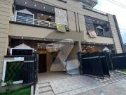5 Marla Double Storey House Available In Nashmen E Iqbal...