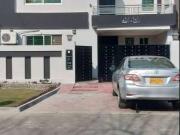 5 Marla fully furnished house for Rent Lahore Pakistan...