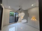 5 marla house for rent in dha phase 6 near dolmen mall...