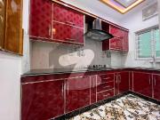 5 marla house for sale on investor price bahria town...