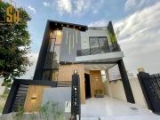 5 Marla Lavish Brand New Bungalow On Top Location For...
