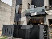 5 Marla Luxury House for Sale in Park View City Lahore...