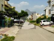 5 marla margalla face plot available for sale in cda...