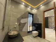 5 Marla Modern Bungalow Brand New For Sale In Lake City...