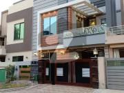 5 marla most beautiful house for sale in bb block bahria...