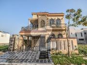 5 marla spanish facing park luxury house for rent