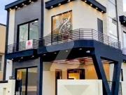 5 Marla Ultra Modern Corner House Main Road M Block DHA...