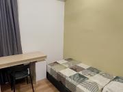 5 MINS WALK TO MRT/LRT MALURISingle Room at M Vertica KL...