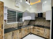 5 Mrla Brand New House For Sale In M Block Bahria Town...
