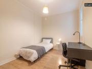 5 quarto, Lisbon Lisbon 1050 082 54283266