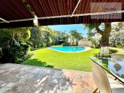 5 Recamaras con ba?o, bungalow, jardin y alberca enorme