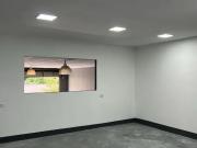 5 Salas Comercial e 1 Recepção. No Anália Franco, 6...