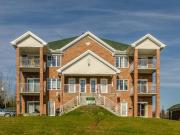 5 ½ sur divers étages pour 1er juillet Fleurimont CHUS