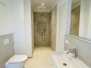 5 Zi Wohnung im Townhousestil Garten, Pool & Terrassen...