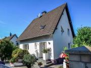 5 Zimmer 220 m² 789.000 € Kaufpreis Häuser in Bergisch Gl.