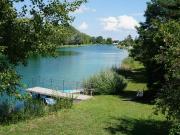 5 Zimmer, 3 Bäder einzigartige Lage im privatem See...