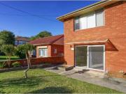 5A Regina Avenue, Brookvale Apartment for rent Listed by...