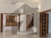 5Bed +Basement Full House For Rent F 8