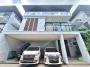 5Bedroom Luxury Brandnew Single Detached House and Lot... 5Bedroom Luxury Brandnew Single Detached House and Lot...