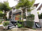5BR House for sale in Paseo de Magallanes, Makati