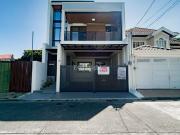 5BR HOUSE & LOT  ITALIA 500 BF RESORT VILLAGE LAS PINAS...