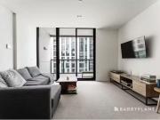 5F/9 Waterside Place, DOCKLANDS Apartment for rent...