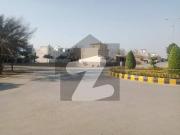 5Marla Good Location Plot Available In Crystal Block...