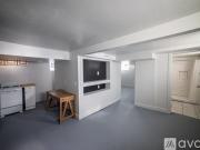 600 East Locust Street, Unit 2 600 East Locust Street,...