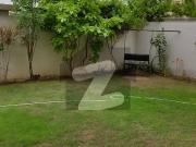 600 sq yards well maintained house available for sale in...