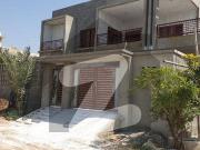 600 Square Yards House For Sale