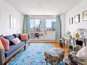 601 1850 Comox Street, Vancouver, BC, V6G 1R3 Single Family.
