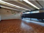 98 Área Útil Casa Alugar, 3 Dormitórios localizado em...