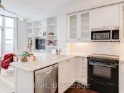 602 901 Queen Street W