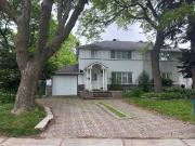 605 Av. Abercorn, Mont Royal