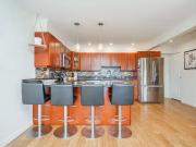 60671633 2211 West 2nd Avenue #306