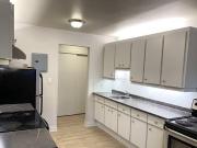 606 Chaucer Avenue 3 Oshawa ON L1H 3H4 2 Bedroom...