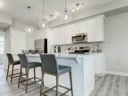 607 Cranbrook Walk Southeast