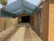 Large Family Home Close To Schools & Town