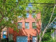 60 Poulett Street Entire pro Toronto ON M5A 1Z5 2...