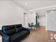 Experience Luxury High Rise Living in Melbourne's...