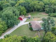 6115 Oak Grove Rd, Kansas City, KS 66106